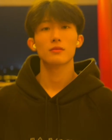 小赵